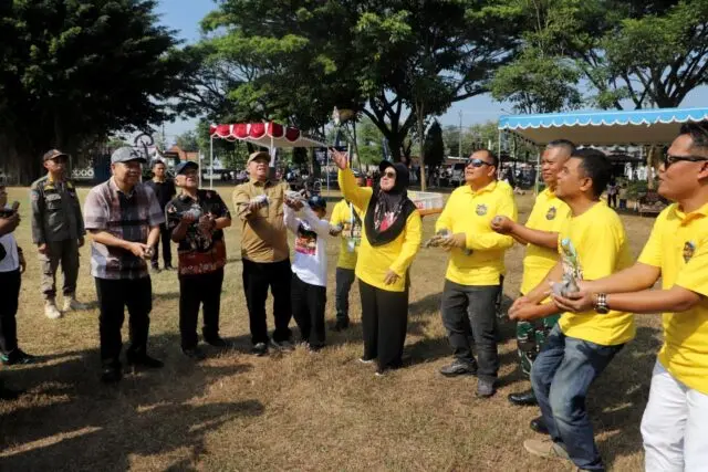 Bupati Purworejo Cup 2026 Sedot Ratusan Kicau Mania, Dongkrak Ekonomi dan Pererat Silaturahmi Bupati Purworejo Cup 2026 Sedot Ratusan Kicau Mania, Dongkrak Ekonomi dan Pererat Silaturahmi