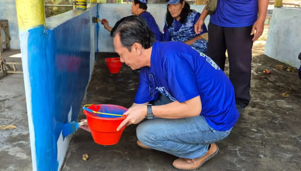 Sambut HUT ke-25, Demokrat Purworejo Gelar Aksi Sosial di Pantai Jatimalang