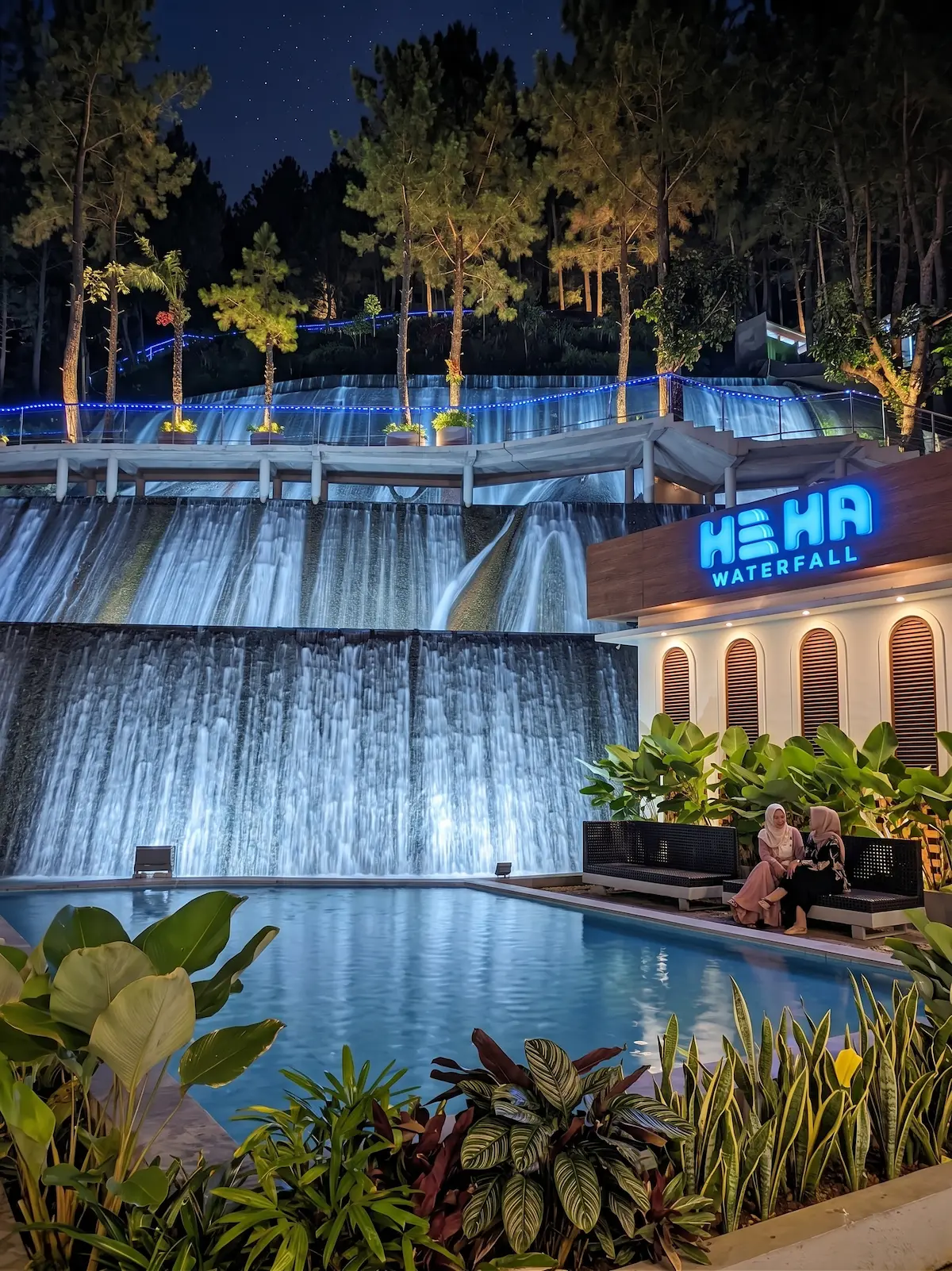 Raih Rekor MURI, Ini Panduan Lengkap Liburan ke Heha Waterfall Bogor Raih Rekor MURI, Ini Panduan Lengkap Liburan ke Heha Waterfall Bogor