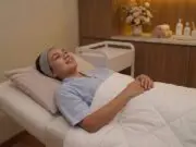 Pori-Pori Besar dan Komedo Mengganggu? Dokter RS Sari Asih Jelaskan Manfaat Smart Peel