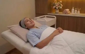 Pori-Pori Besar dan Komedo Mengganggu? Dokter RS Sari Asih Jelaskan Manfaat Smart Peel