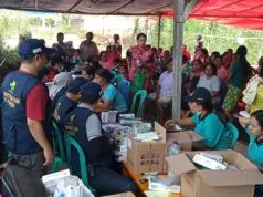 Dinkes Manggarai Barat Dan Tim Relawan RSUP Dr. Kariadi Semarang Berikan Pelayanan Kesehatan Gratis Kepada Warga Terdampak Gempa
