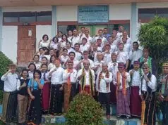 SMPN 2 Langke Rembong Sukses Laksanakan Program Green School, Panen Perdana Tanaman Hortikultura Dilakukan Oleh Bupati Dan Wakil Bupati Manggarai