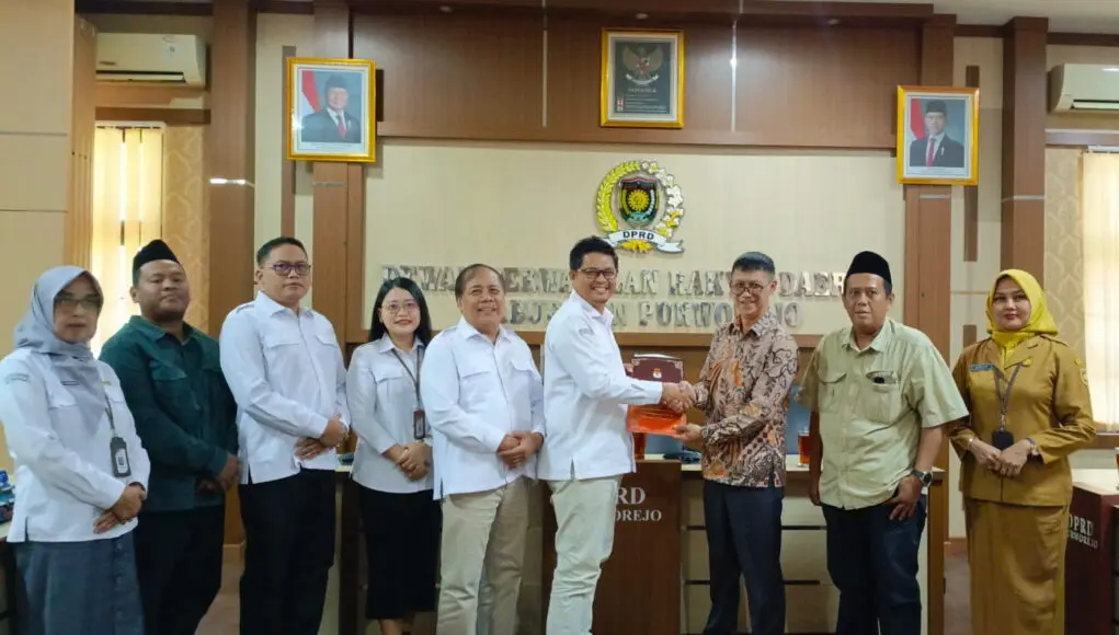 KPU Purworejo Serahkan Hasil Verifikasi PAW Golkar, Ardhi Satya Diproses Gantikan Sri Susilowati