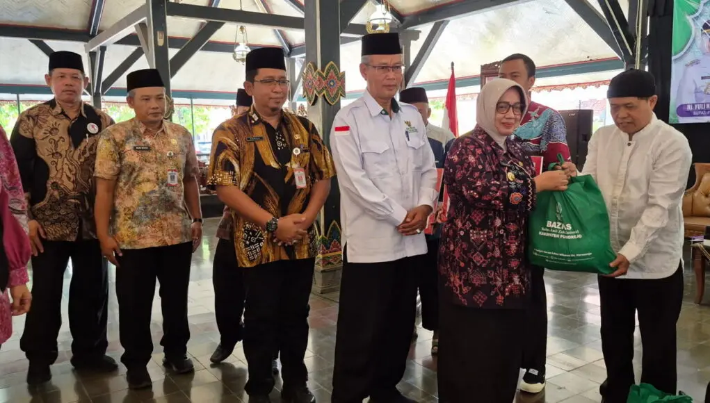 Bupati Yuli Hastuti Dorong Pengurus Masjid dan Pesantren Kelola Lembaga Secara Profesional