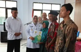 BAZNAS Purworejo Bantu Warga Miliki Jamban Sehat dan Rumah Lebih Layak