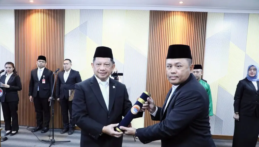 Mendagri Tito Lantik Edi Nurhabad sebagai Deputi Bidang Pengelolaan Infrastruktur Kawasan Perbatasan BNPP