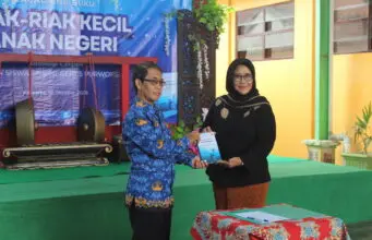 Asah Kreativitas dan Budaya Literasi, SMPN 5 Purworejo Terbitkan Antologi Cerpen Siswa