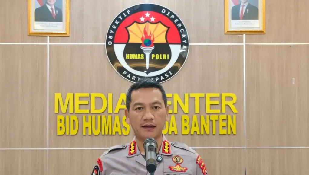 Brigjen Pol Hendra Resmi Jabat Kapolda Banten Gantikan Irjen Pol Hengki Brigjen Pol Hendra Resmi Jabat Kapolda Banten Gantikan Irjen Pol Hengki