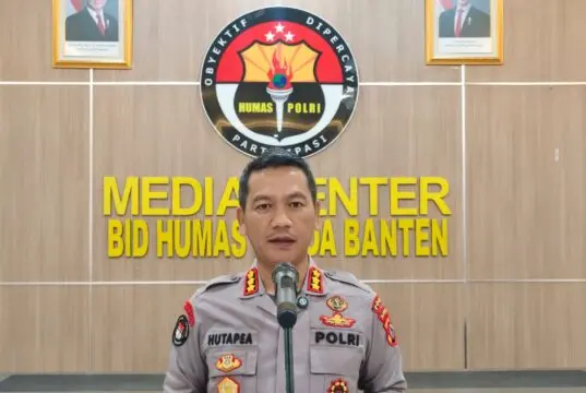Brigjen Pol Hendra Resmi Jabat Kapolda Banten Gantikan Irjen Pol Hengki Brigjen Pol Hendra Resmi Jabat Kapolda Banten Gantikan Irjen Pol Hengki