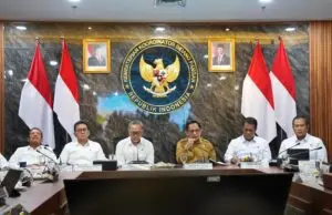 Jelang Nataru, Mendagri Tito Tekankan Penyaluran Bansos dan Operasi Pasar
