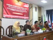 KPU Purworejo Libatkan Akademisi dan Masyarakat untuk Sempurnakan Standar Layanan Informasi Publik